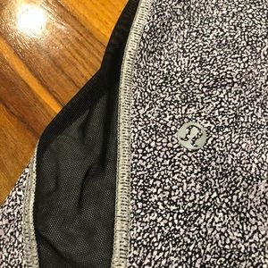Lululemon Womens Yoga / Training Legging size 8
